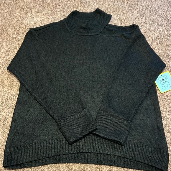 CeCe Women’s Black Cold Shoulder Sweater - Picture 1 of 9